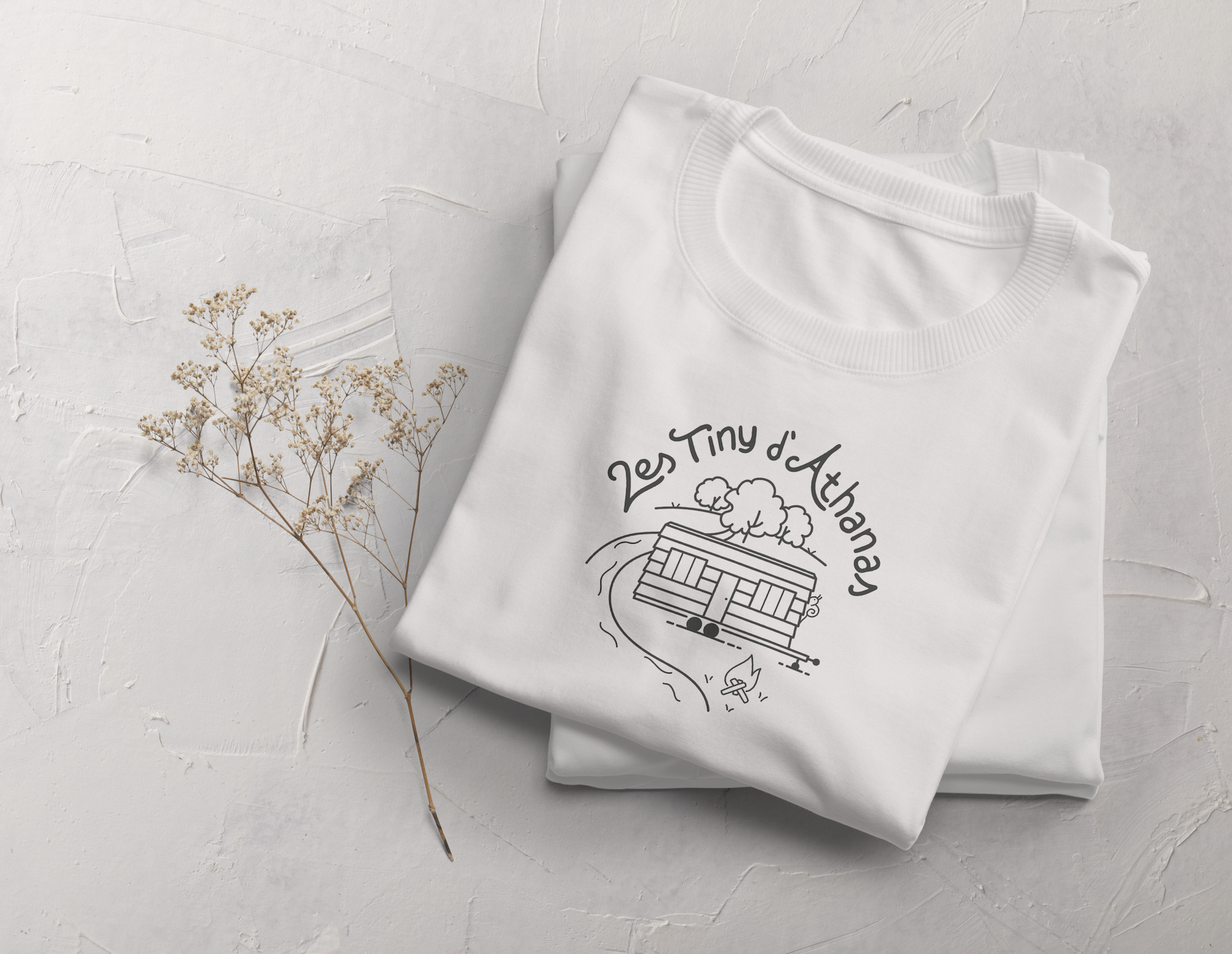 Logo t-shirt Les tiny d'athanas tiny house location